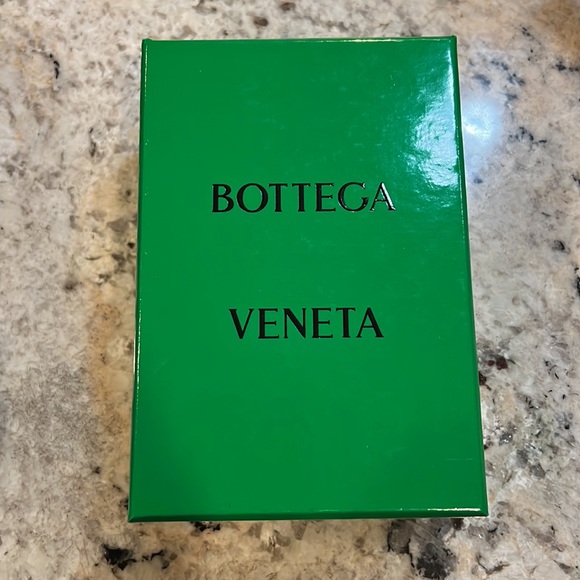 Bottega Veneta Small Envelope CaRd Case “Wisteria” - Picture 8 of 14